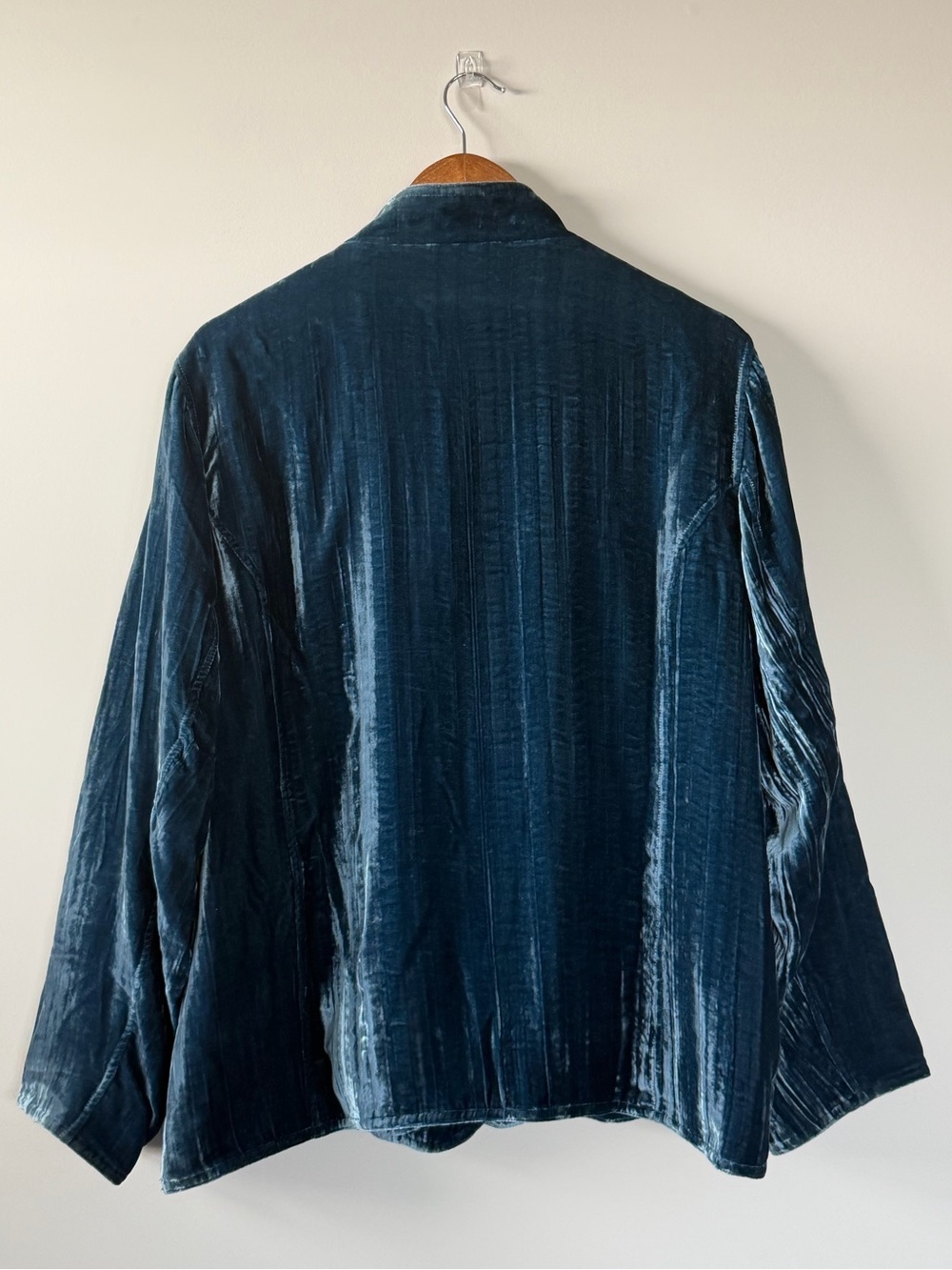 Chico’s Crushed Velvet Blazer Blue Silk Blend Jacket XL Luxury Holiday - Picture 4 of 15